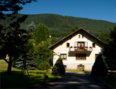 Vue de l'entrée du gite du Scnheethal, Wangenbourg en Alsace